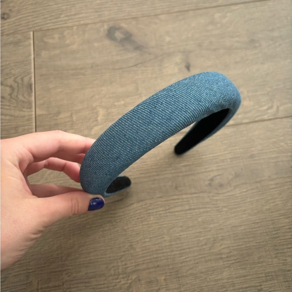 Cute clean girl headband - Picture 1 of 2